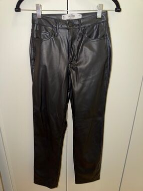 Hollister Woen's Black Slim Straight Faux Leather Jeans